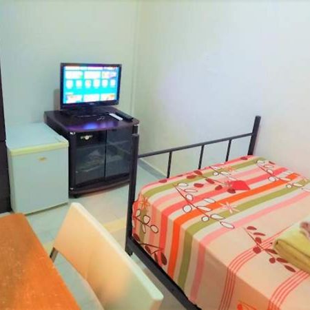 Staff House Bed and Breakfast Nyíregyháza Εξωτερικό φωτογραφία